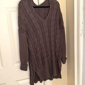 Gray cable knit loose fitting fall sweater